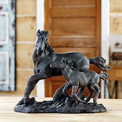 Giftcraft Mare & Foal - $27.00